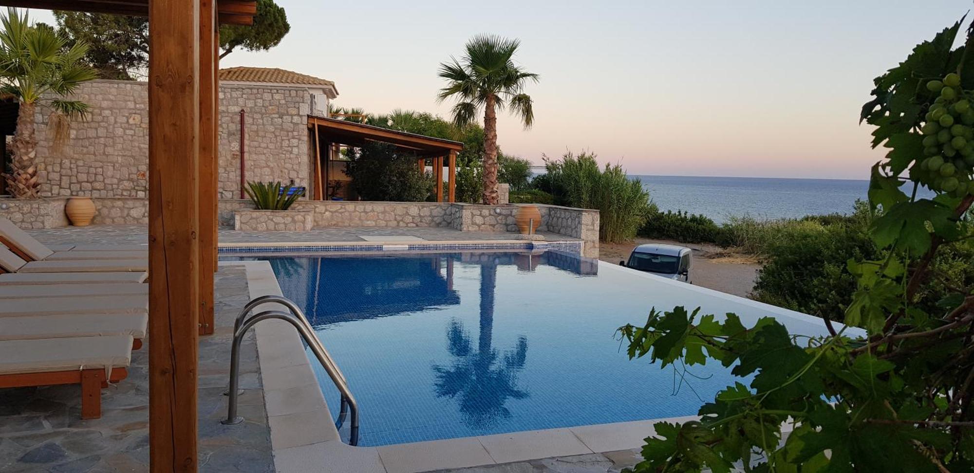 Villa Sealine Pefki Стая снимка