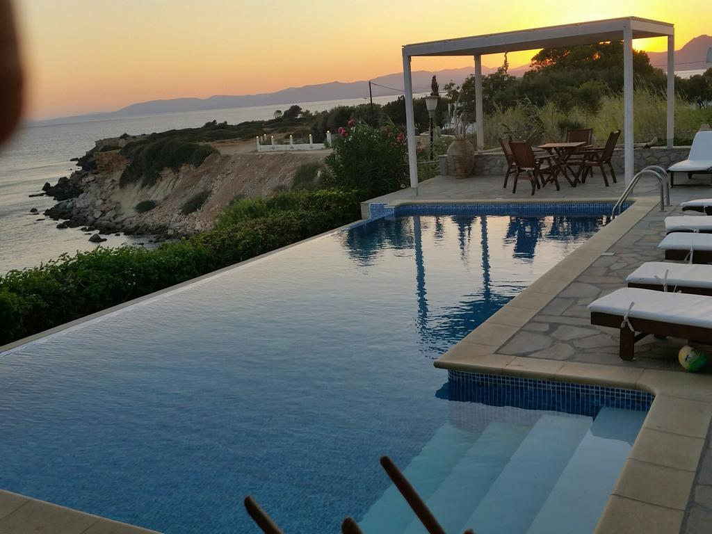 Villa Sealine Pefki Екстериор снимка